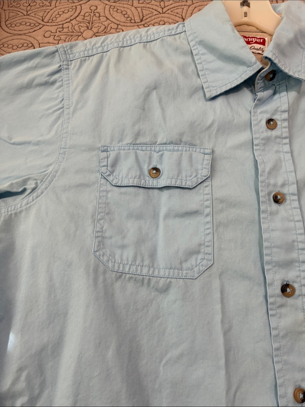 WRANGLER (*3*) Men’s EUC Light Blue & Striped Short Sleeve Button-Up Shirts Sz L - Picture 6 of 12
